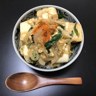 【春レシピ】葉玉ねぎの卵豆腐丼